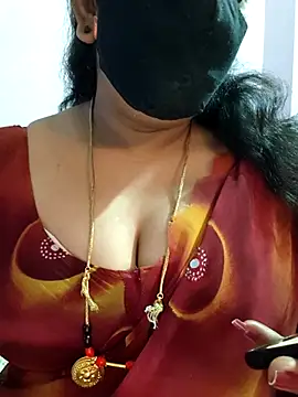 luci-queen online show from 15, 5, 2026