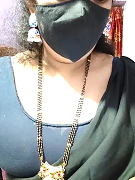 luci-queen online show from 5, 10, 2025