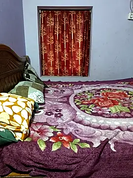 luci-queen online show from 8, 10, 2025