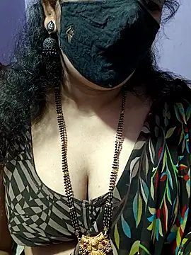 luci-queen online show from 12, 10, 2025