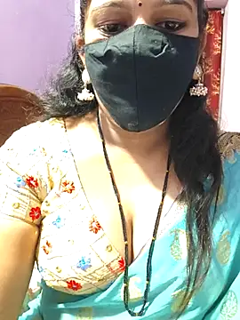 luci-queen online show from 16, 9, 2025