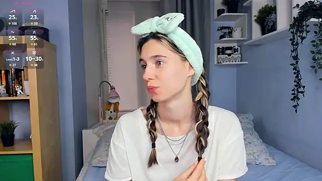 AntonettaTarring online show from 27, 9, 2025