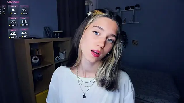 AntonettaTarring online show from 16, 9, 2025