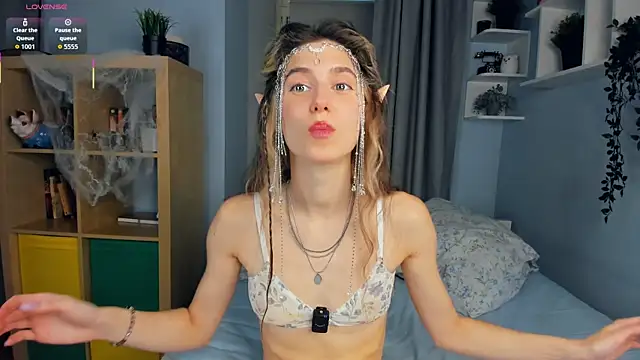 AntonettaTarring online show from 1, 11, 2025