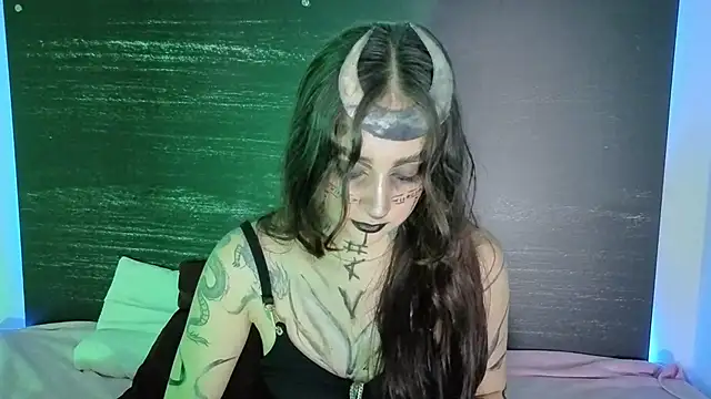 sharlot24 online show from 1, 11, 2025