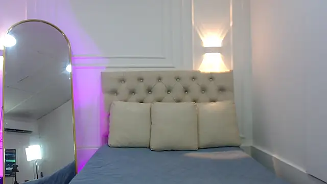 charlotte dante212 online show from 1, 12, 2025