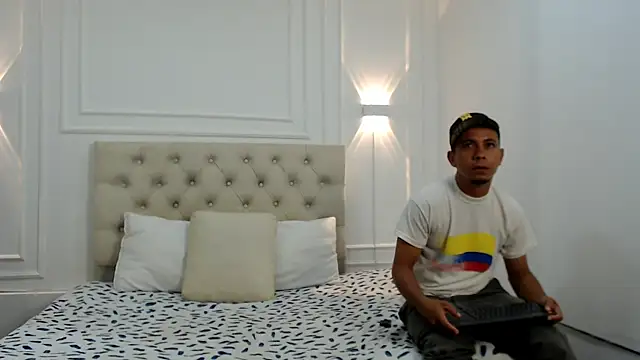 charlotte dante212 online show from 6, 10, 2025