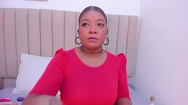 Snapshot of Afrodita_de_amor chatting on 19, 11, 2025 Afrodita de amor online show from 19, 11, 2025