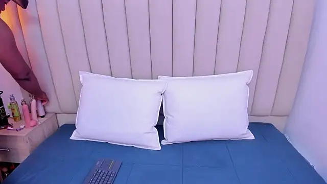 Snapshot of Afrodita_de_amor chatting on 30, 10, 2025 Afrodita de amor online show from 30, 10, 2025