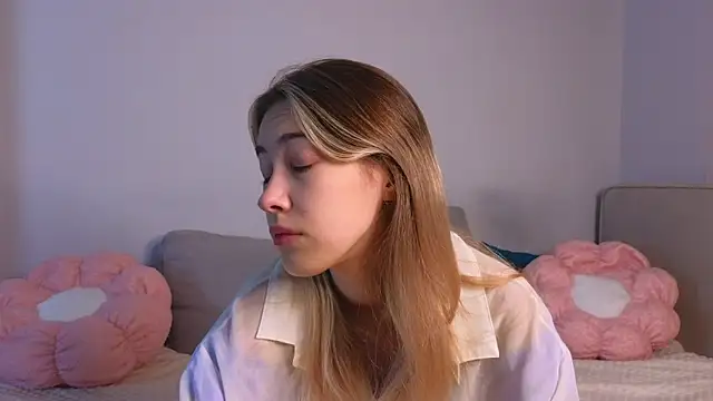 AngelicRice online show from 6, 10, 2025