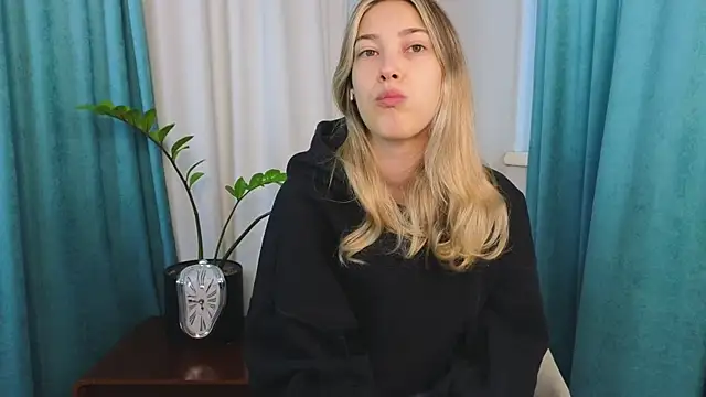 AngelicRice online show from 13, 9, 2025