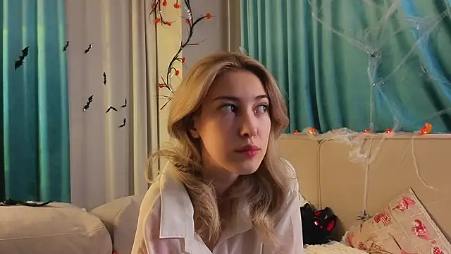 AngelicRice online show from 1, 11, 2025