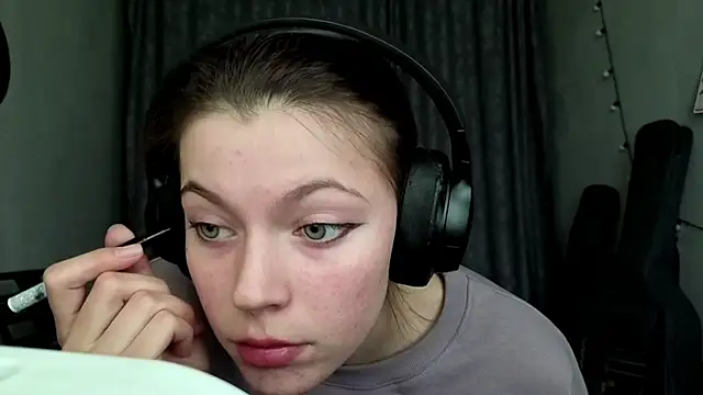 CutieAnny online show from 3, 2, 2026