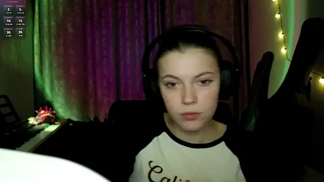 CutieAnny online show from 31, 3, 2026