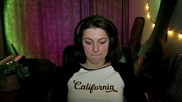 CutieAnny online show from 2, 3, 2026