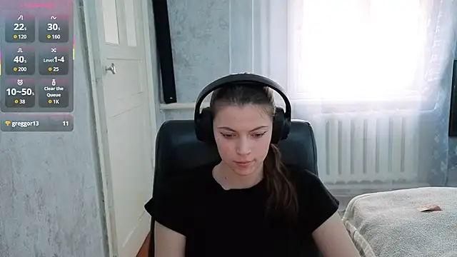 CutieAnny online show from 3, 12, 2025