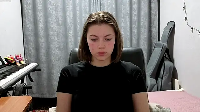 CutieAnny online show from 14, 5, 2026