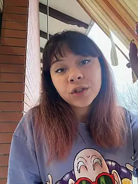 YumiLux online show from 8, 2, 2026