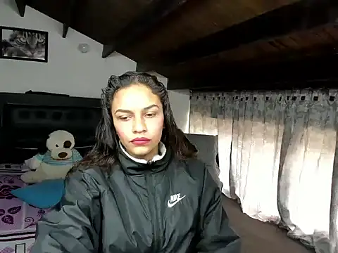 Skylovershot online show from 15, 11, 2025