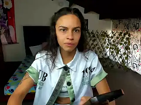 Skylovershot online show from 15, 12, 2025