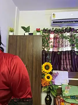 Snapshot of V-Hot-Sweti chatting on 15, 10, 2025 V-Hot-Sweti online show from 15, 10, 2025