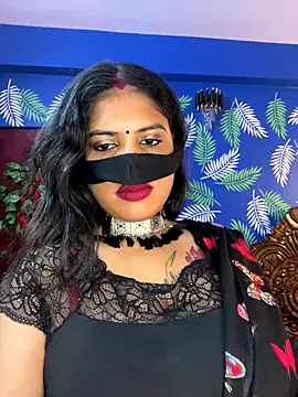 Snapshot of V-Hot-Sweti chatting on 7, 11, 2025 V-Hot-Sweti online show from 7, 11, 2025