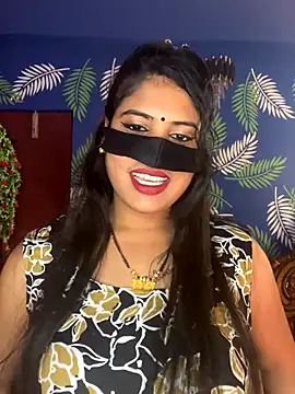 Snapshot of V-Hot-Sweti chatting on 11, 11, 2025 V-Hot-Sweti online show from 11, 11, 2025