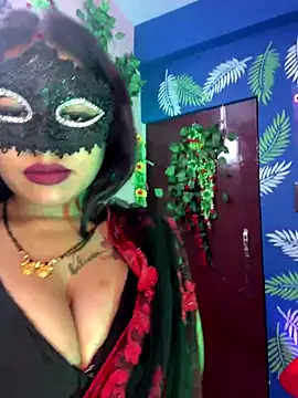 Snapshot of V-Hot-Sweti chatting on 20, 12, 2025 V-Hot-Sweti online show from 20, 12, 2025