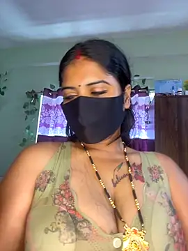 Snapshot of V-Hot-Sweti chatting on 27, 9, 2025 V-Hot-Sweti online show from 27, 9, 2025