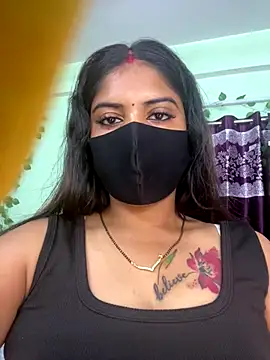 Snapshot of V-Hot-Sweti chatting on 24, 9, 2025 V-Hot-Sweti online show from 24, 9, 2025