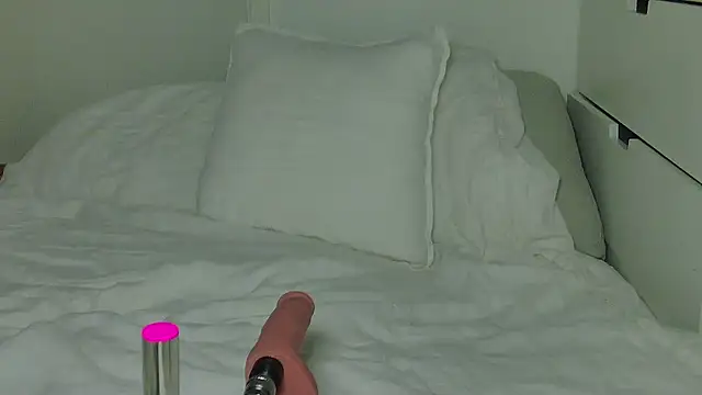 Snapshot of Horny_mom40 chatting on 28, 9, 2025 Horny mom40 online show from 28, 9, 2025