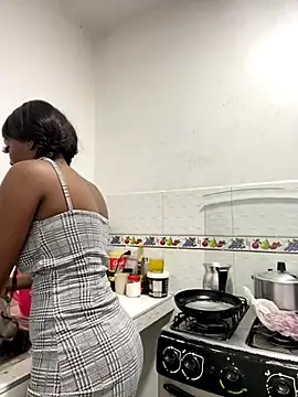 zaracollins01 online show from 6, 11, 2025