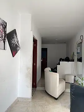 zaracollins01 online show from 2, 10, 2025