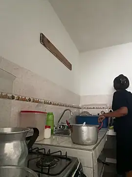 zaracollins01 online show from 20, 12, 2025