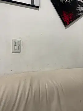 zaracollins01 online show from 22, 10, 2025