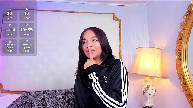 Manelyk evanss  online show from 19, 11, 2025