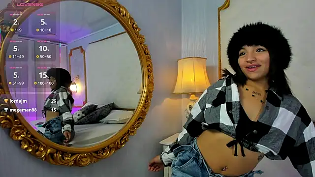 Manelyk evanss  online show from 5, 10, 2025