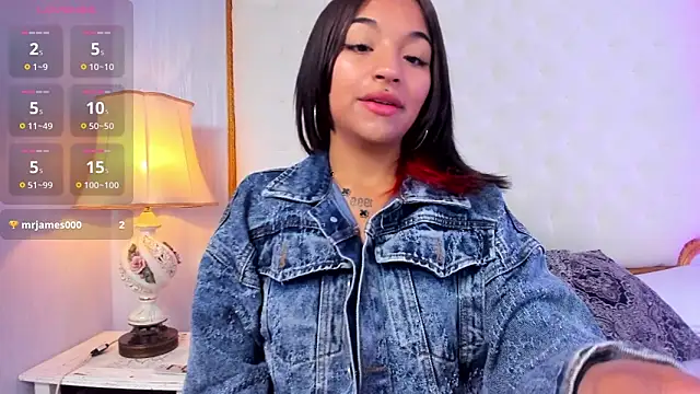 Manelyk evanss  online show from 11, 10, 2025