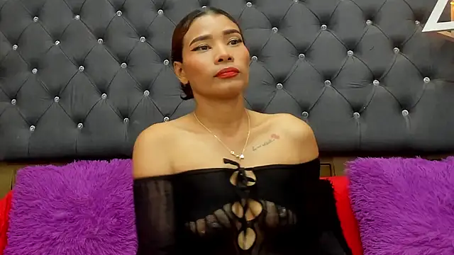 AtheneaBrownn online show from 17, 12, 2025