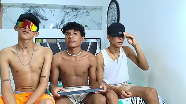 LONDON BOYS1 online show from 23, 11, 2025