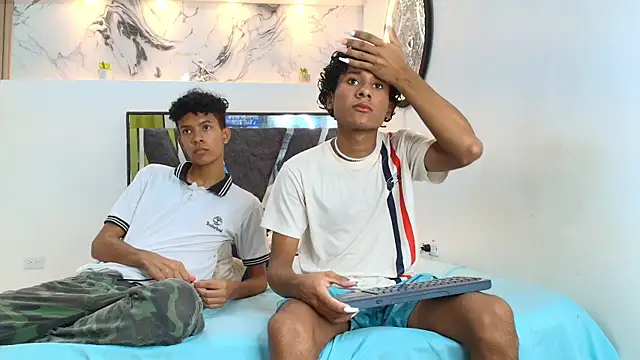 LONDON BOYS1 online show from 26, 10, 2025