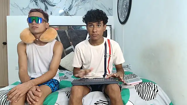 LONDON BOYS1 online show from 30, 11, 2025