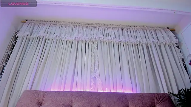 violet 77711 online show from 8, 3, 2026