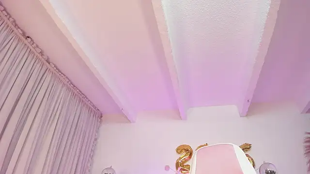 violet 77711 online show from 15, 1, 2026