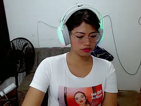 Dulce2415 online show from 21, 3, 2026