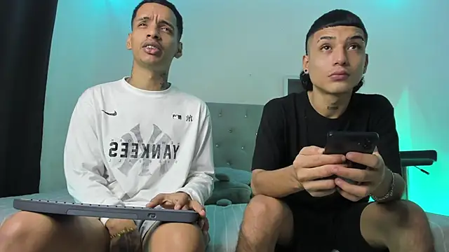 twinkDuohot online show from 9, 10, 2025