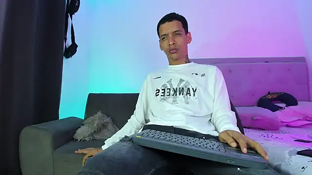 twinkDuohot online show from 27, 5, 2026