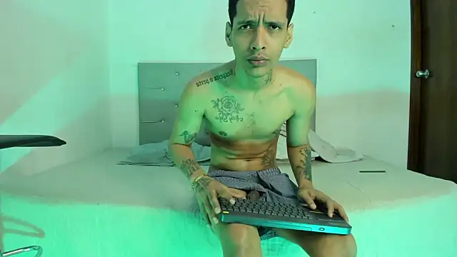 twinkDuohot online show from 15, 12, 2025