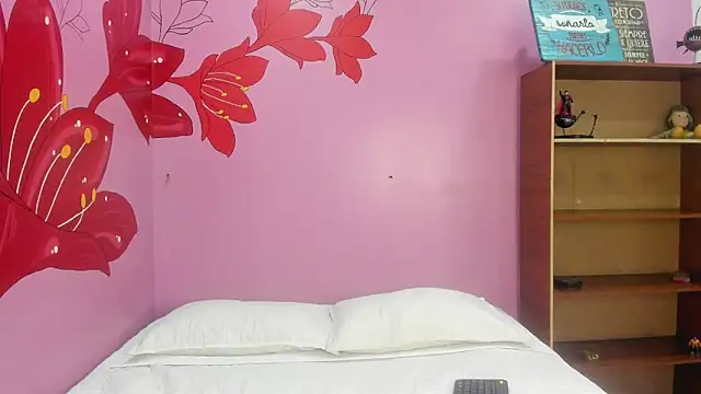 ValentinaLuxee online show from 6, 10, 2025