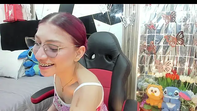 sophia arevalo online show from 25, 3, 2026